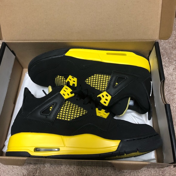 jordan 4 thunder box